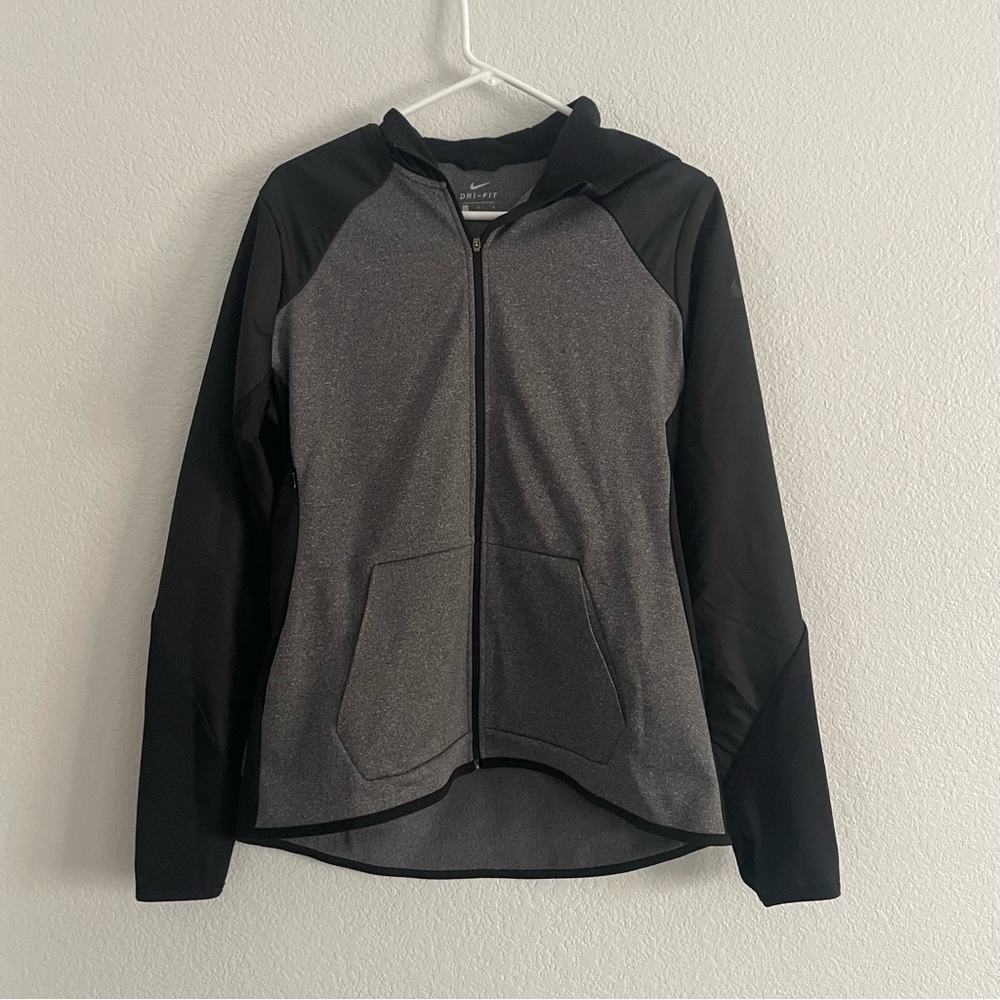 nike dri-fit gray and black thick hoodie